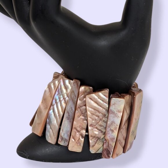 (2/$20) Abalone Mother of Pearl Stretch Bracelet - Picture 1 of 6